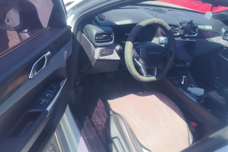 Used Lynk & Co 03 2020 1.5TD DCT Sport Edition Driver Seat