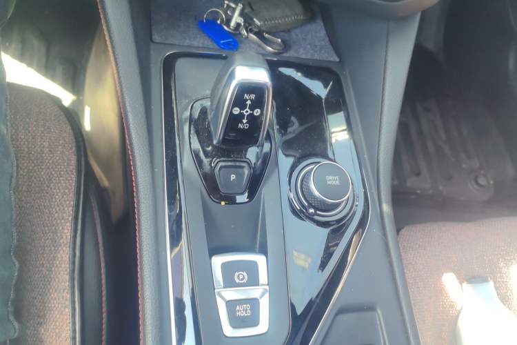 Used Lynk & Co 03 2020 1.5TD DCT Sport Edition Gear Lever