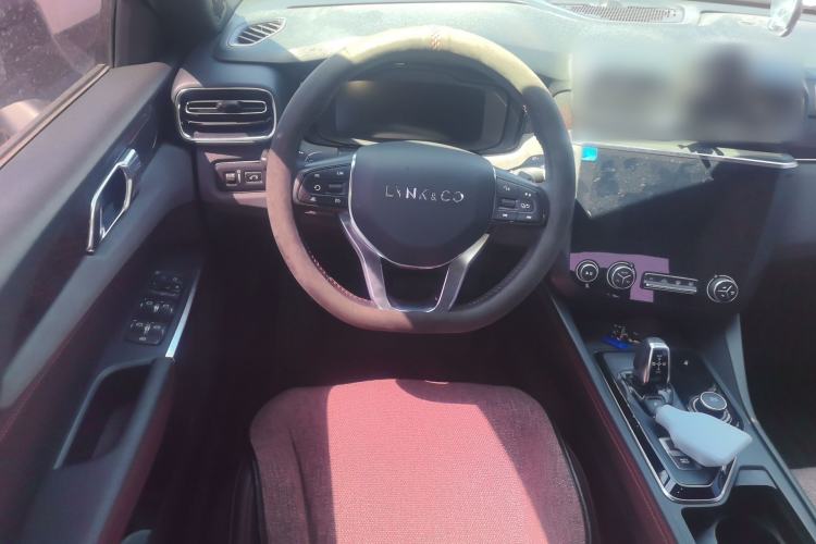 Used Lynk & Co 03 2020 1.5TD DCT Sport Edition Steering Wheel