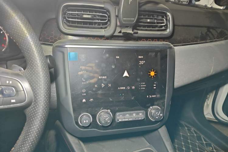 Used Lynk & Co 03 2020 1.5TD DCT JingPro Edition Audio And AC Panel