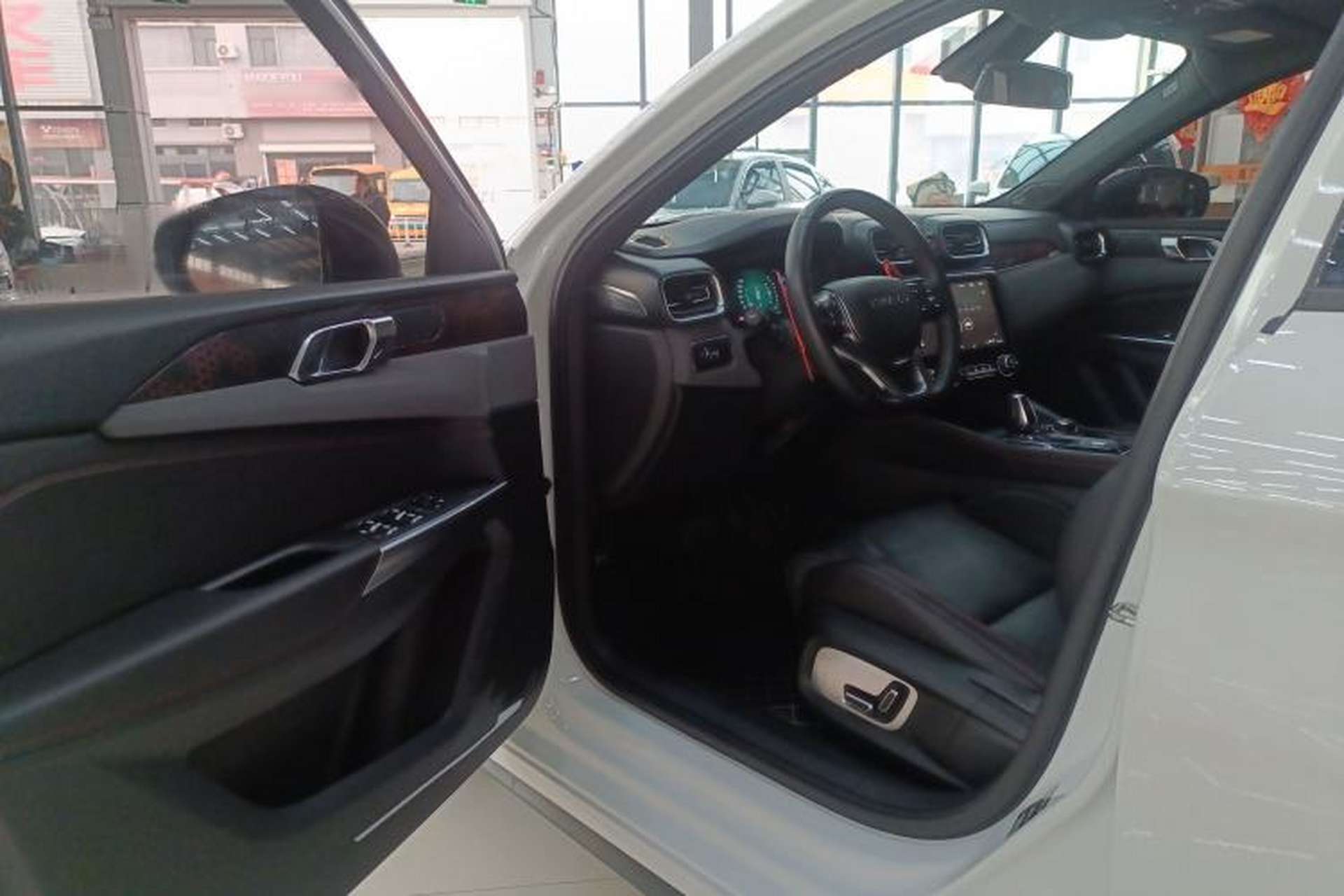 Used Lynk & Co 03 2020 2.0TD Automatic Trend Edition Driver Seat