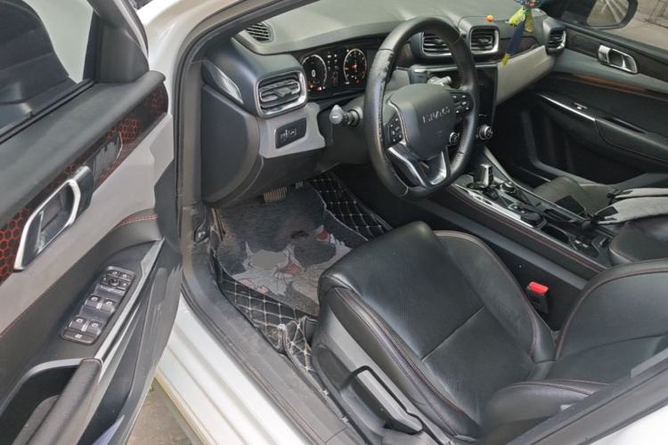 Used Lynk & Co 03 2020 1.5TD DCT Sport Edition Driver Seat