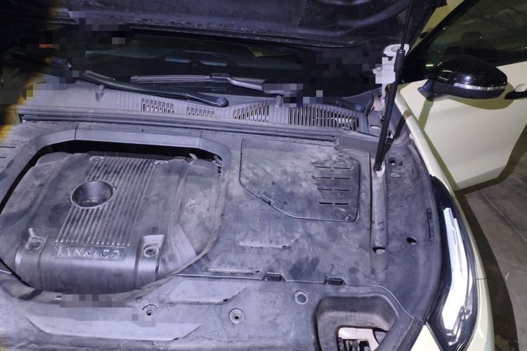 Used Lynk & Co 03 2020 2.0TD Automatic Trend Edition Engine Bay Left