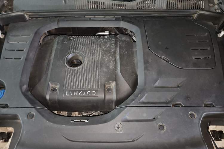 Used Lynk & Co 03 2020 2.0TD Automatic Jing Pro Edition Engine Bay