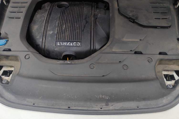 Used Lynk & Co 03 2020 1.5TD DCT Sport Edition Engine Bay