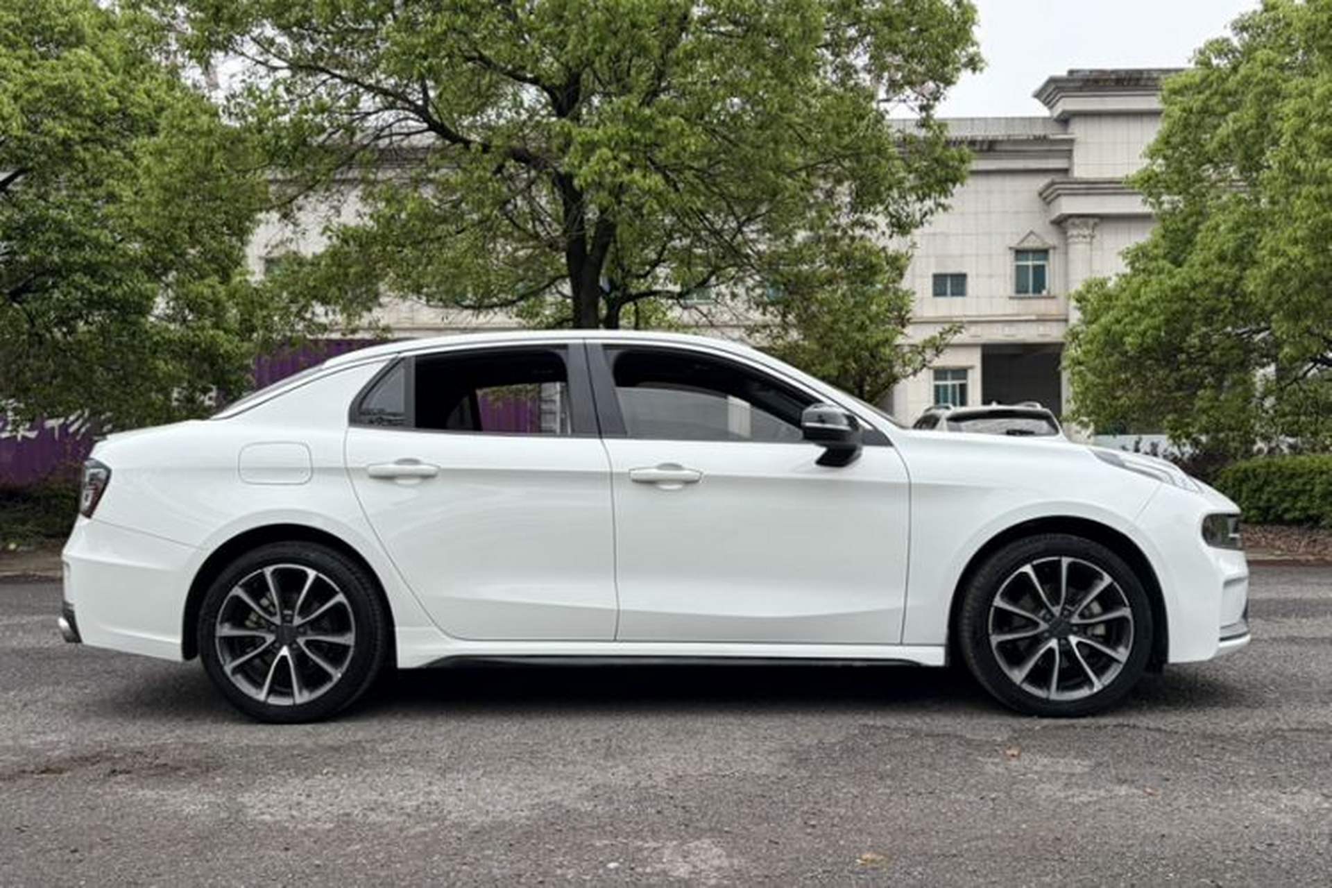Used Lynk & Co 03 2020 1.5TD DCT Sport Edition Exterior 3