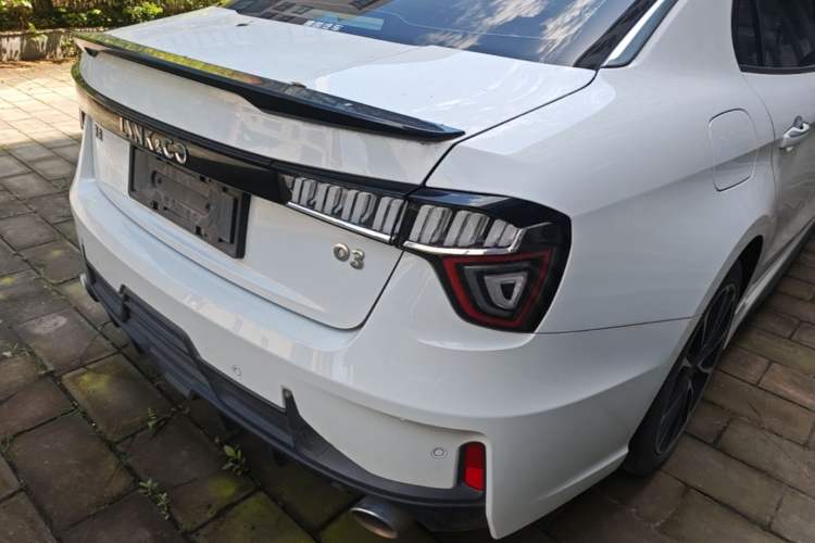 Used Lynk & Co 03 2020 1.5TD DCT Sport Edition Exterior 3