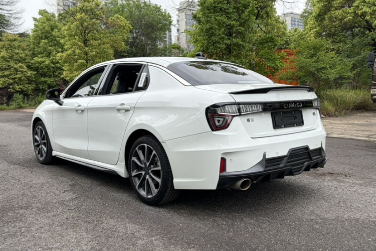 Used Lynk & Co 03 2020 1.5TD DCT Sport Edition Exterior 4