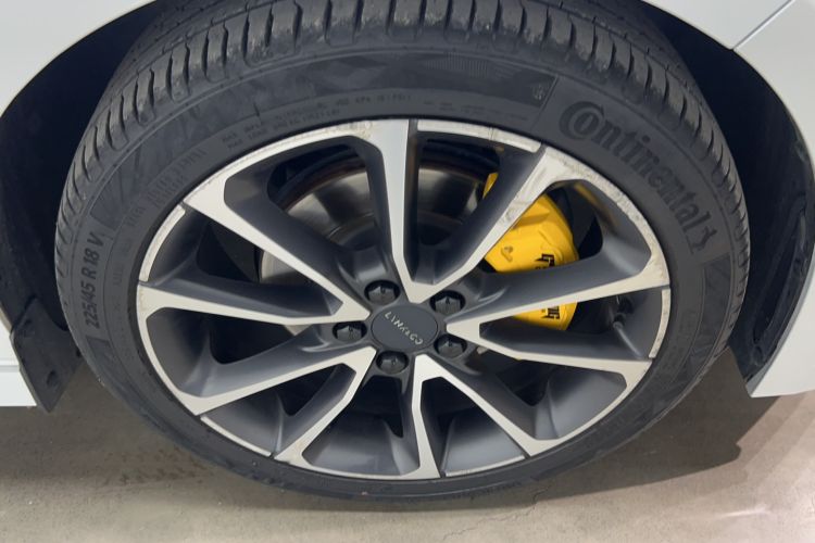 Used Lynk & Co 03 2020 1.5TD DCT Sport Edition Exterior 4