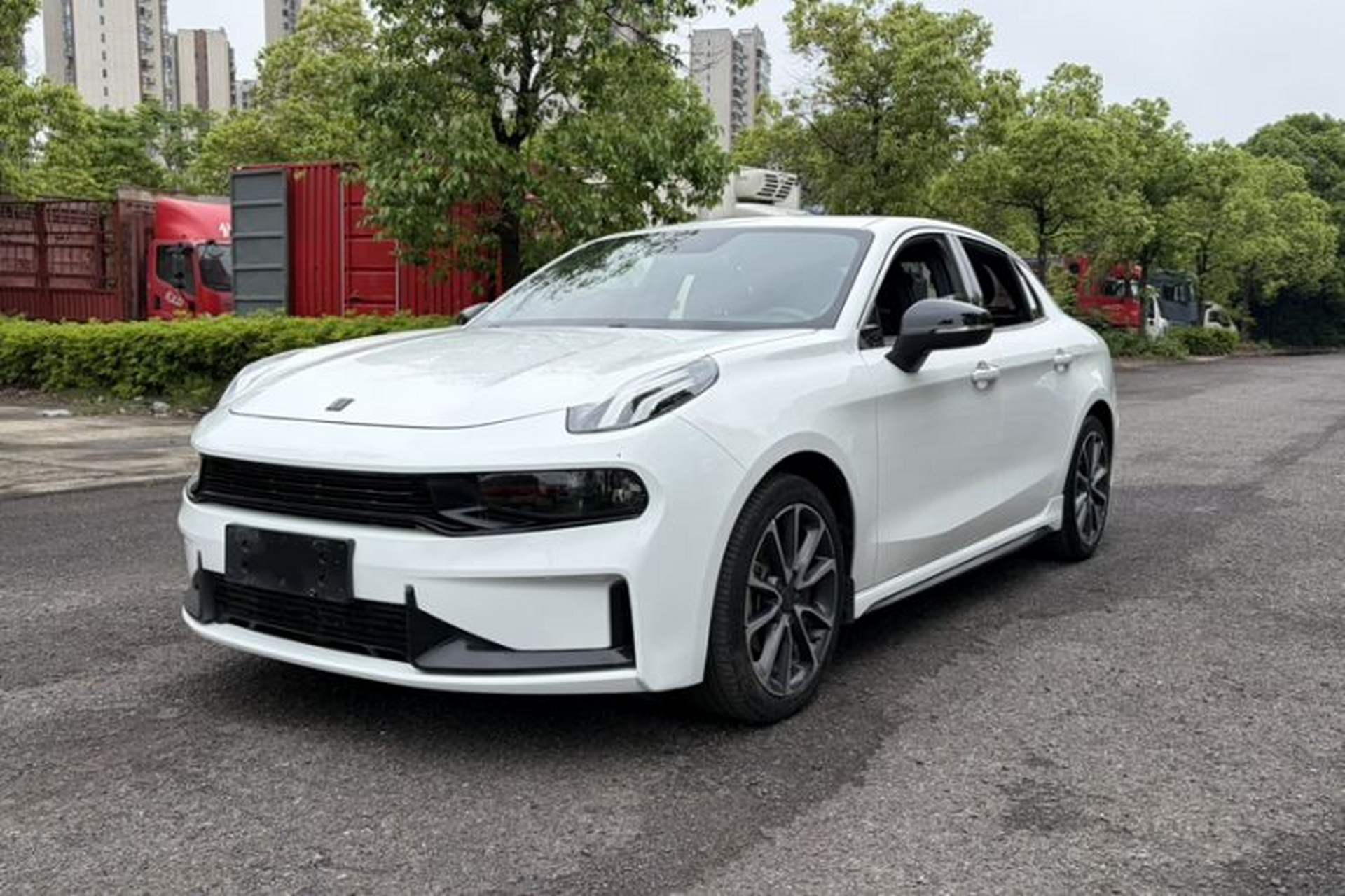 Used Lynk & Co 03 2020 1.5TD DCT Sport Edition Front Left 45 Deg