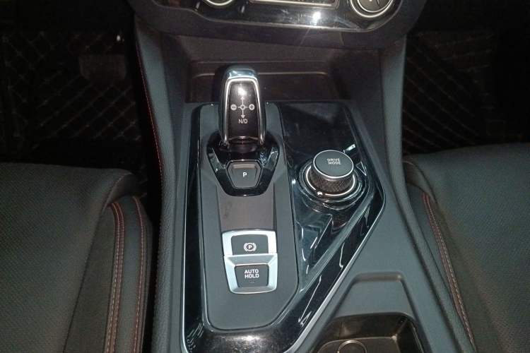 Used Lynk & Co 03 2020 2.0TD Automatic Trend Edition Gear Lever