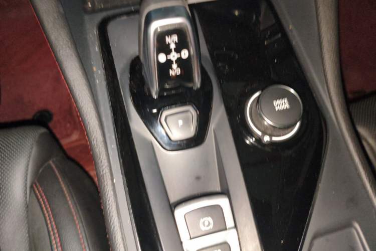 Used Lynk & Co 03 2020 2.0TD Automatic Trend Edition Gear Lever