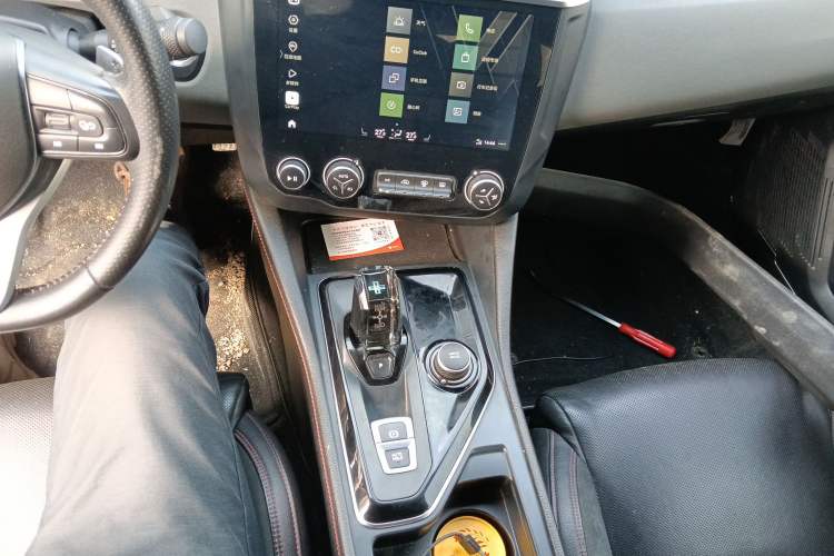 Used Lynk & Co 03 2020 1.5TD DCT Sport Edition Gear Lever