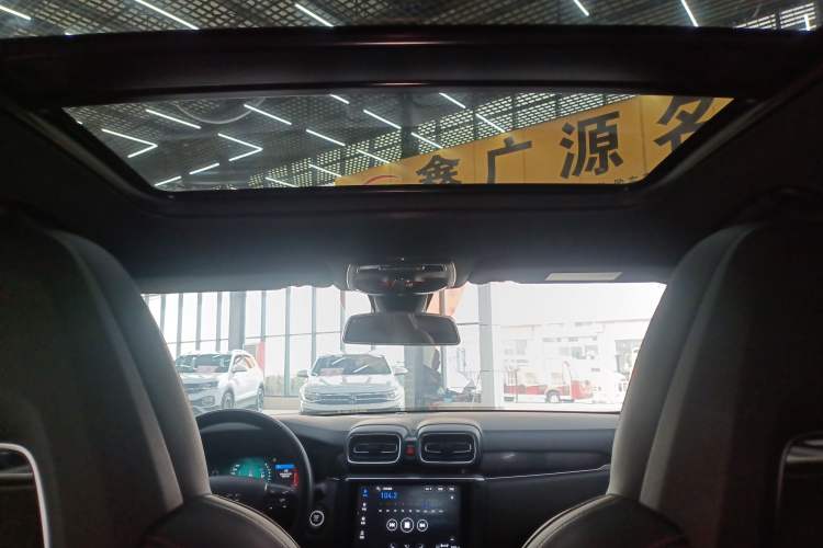 Used Lynk & Co 03 2020 2.0TD Automatic Trend Edition Headliner