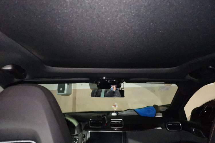 Used Lynk & Co 03 2020 1.5TD DCT Sport Edition Headliner