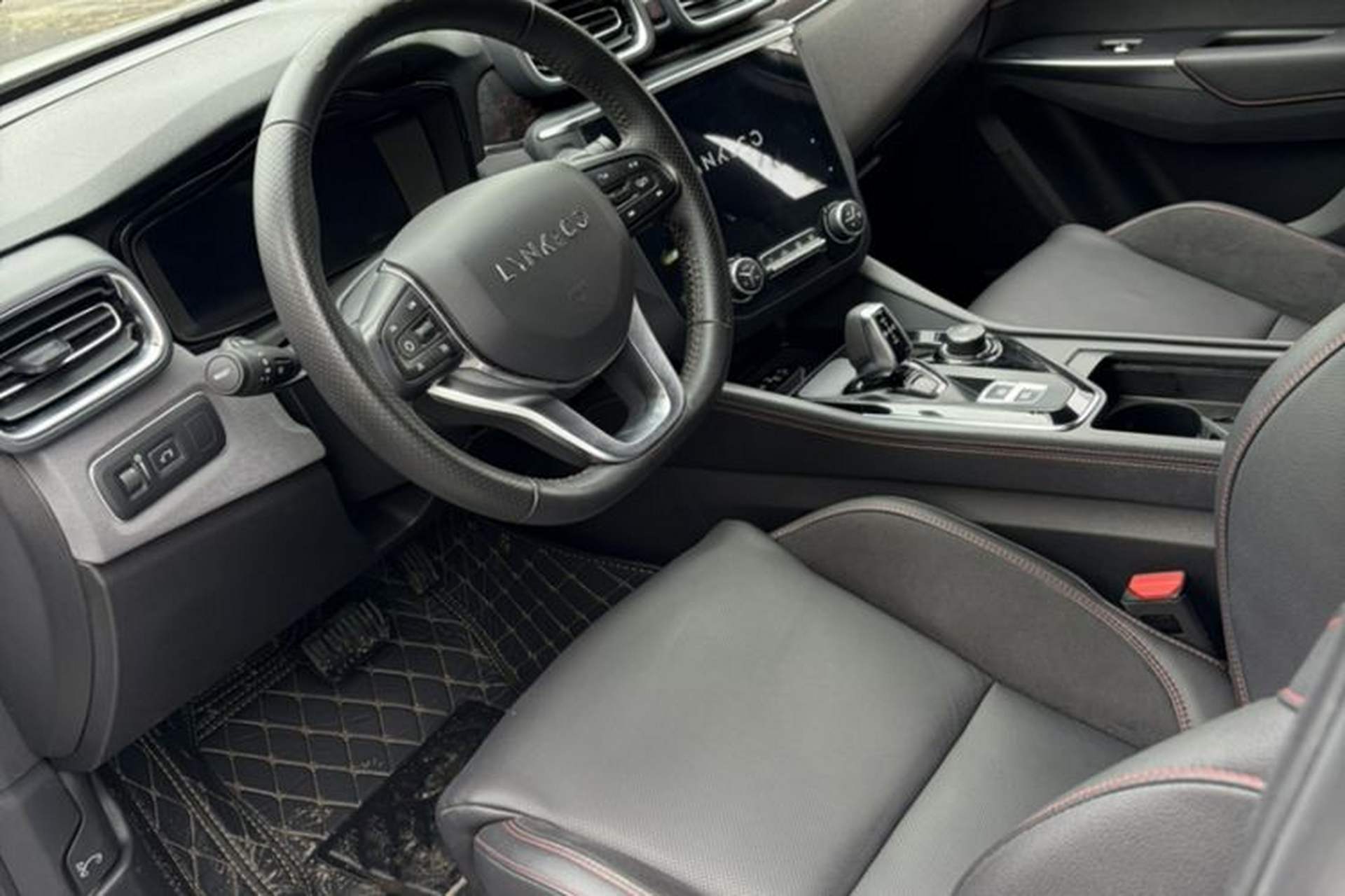 Used Lynk & Co 03 2020 1.5TD DCT Sport Edition Interior 2