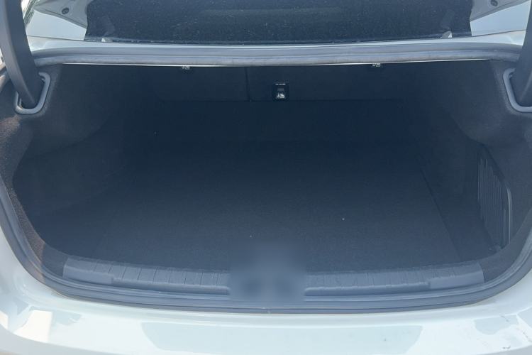 Used Lynk & Co 03 2020 1.5TD DCT JingPro Edition Interior 2