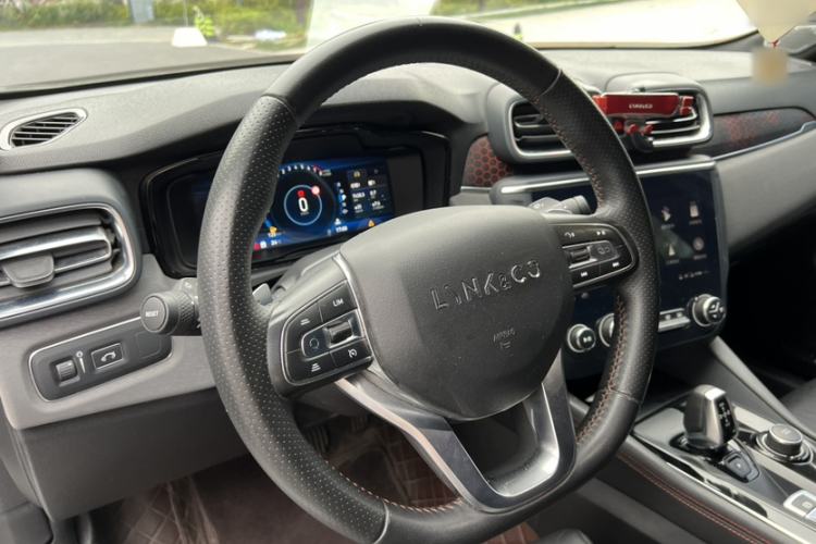 Used Lynk & Co 03 2020 1.5TD DCT JingPro Edition Interior 5