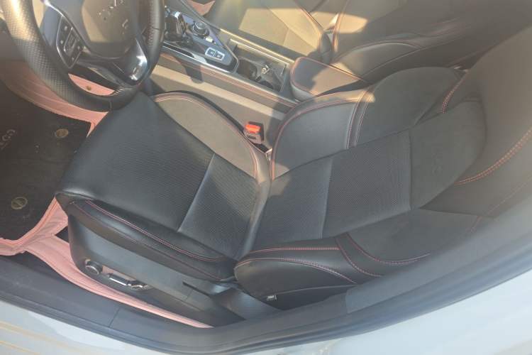 Used Lynk & Co 03 2020 1.5TD DCT JingPro Edition Left Front Seat