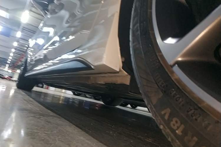 Used Lynk & Co 03 2020 1.5TD DCT Sport Edition Left Side Sill
