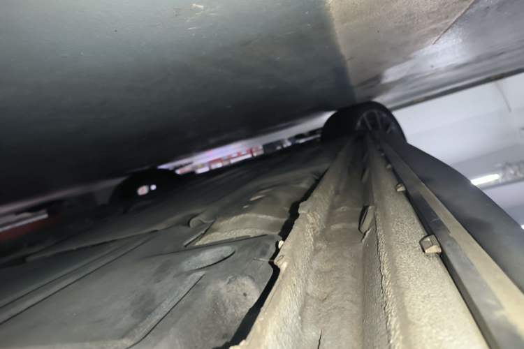 Used Lynk & Co 03 2020 1.5TD DCT JingPro Edition Left Side Sill