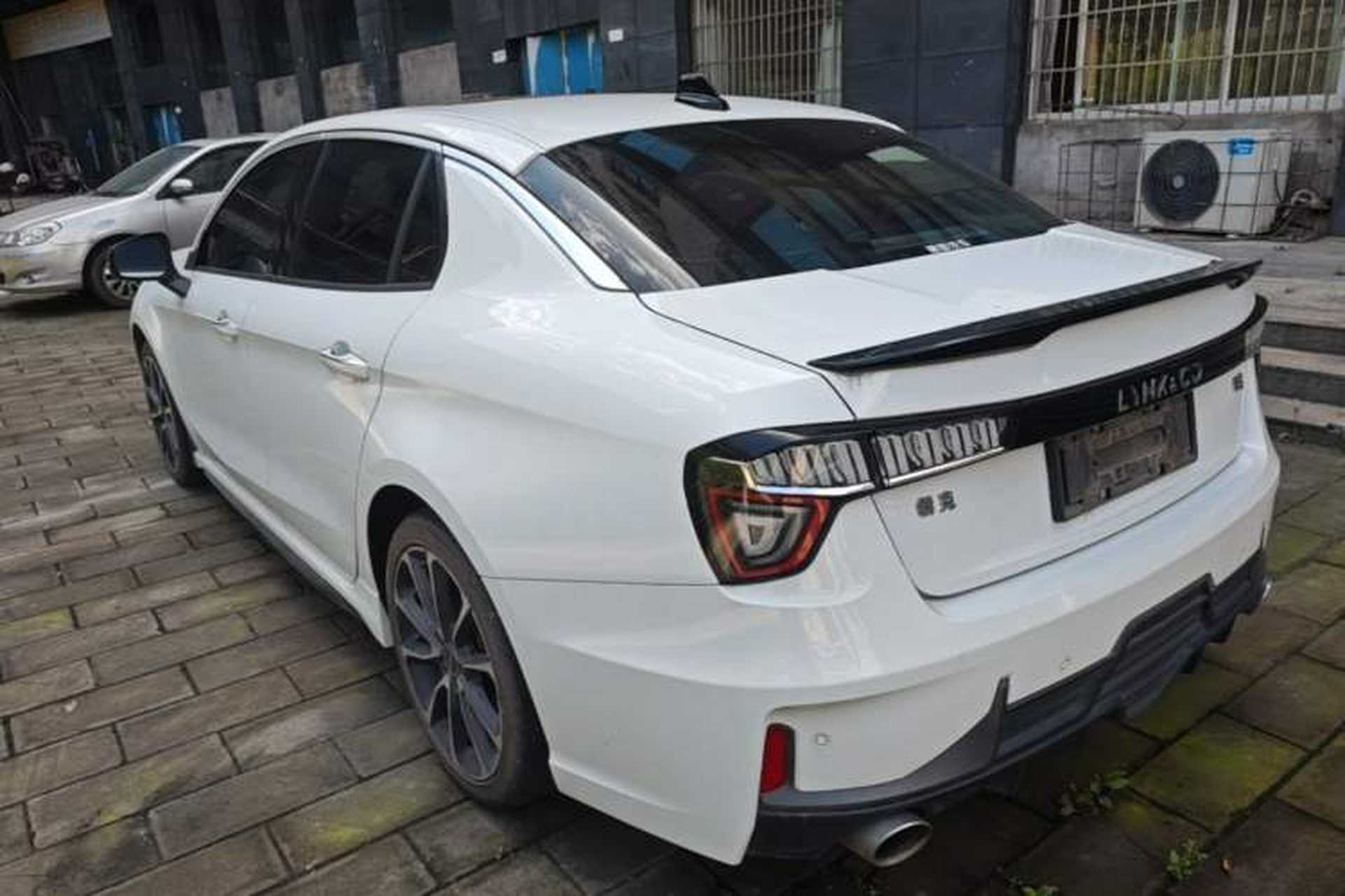 Used Lynk & Co 03 2020 1.5TD DCT Sport Edition Rear Left 45 Deg