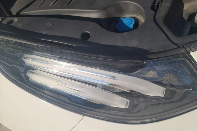 Used Lynk & Co 03 2020 2.0TD Automatic Jing Pro Edition Right Front Headlight