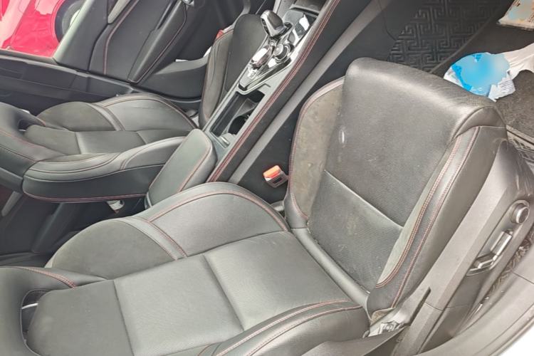 Used Lynk & Co 03 2020 1.5TD DCT JingPro Edition Right Front Seat