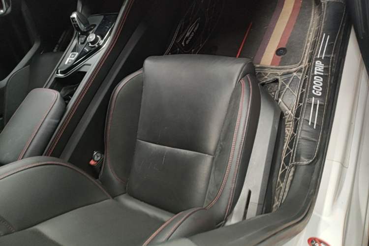 Used Lynk & Co 03 2020 2.0TD Automatic Trend Edition Right Front Seat