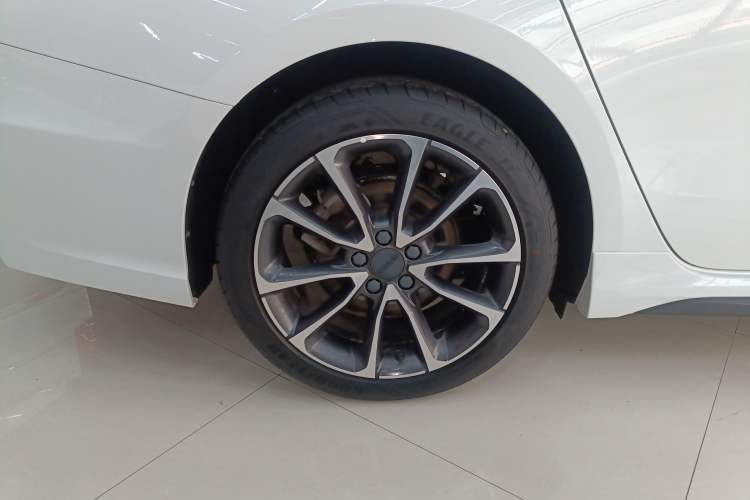Used Lynk & Co 03 2020 2.0TD Automatic Trend Edition Right Rear Wheel Hub