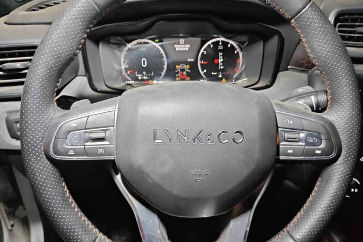 Used Lynk & Co 03 2020 1.5TD DCT JingPro Edition Steering Wheel