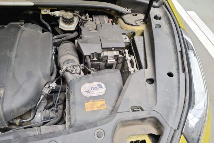 Used Lynk & Co 03 2020 03+ 2.0TD Automatic Wind-Chasing Edition Engine Bay Left