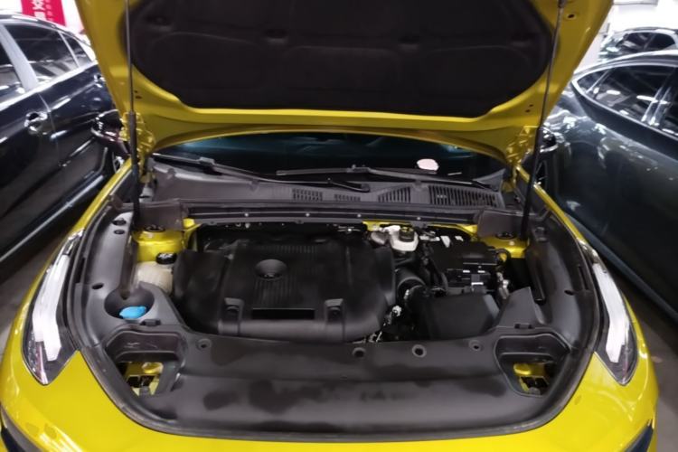 Used Lynk & Co 03 2020 03+ 2.0TD Automatic Wind-Chasing Edition Engine Bay
