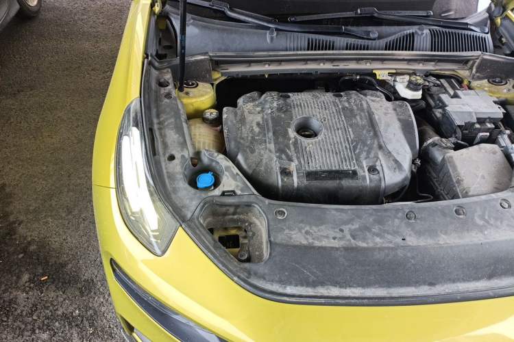 Used Lynk & Co 03 2020 03+ 2.0TD Automatic Wind-Chasing Edition Engine Bay Right