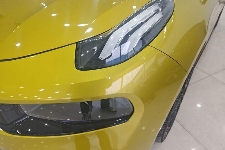 Used Lynk & Co 03 2020 03+ 2.0TD Automatic Wind-Chasing Edition Left Front Headlight