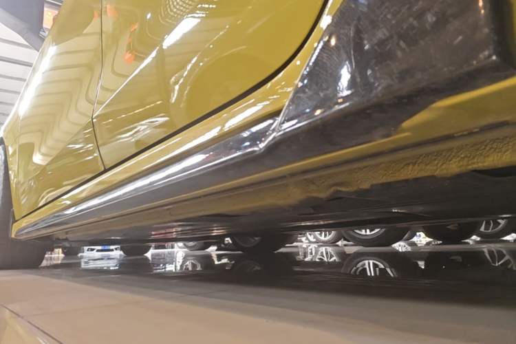 Used Lynk & Co 03 2020 03+ 2.0TD Automatic Wind-Chasing Edition Left Side Sill
