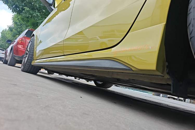 Used Lynk & Co 03 2020 03+ 2.0TD Automatic Wind-Chasing Edition Left Side Sill