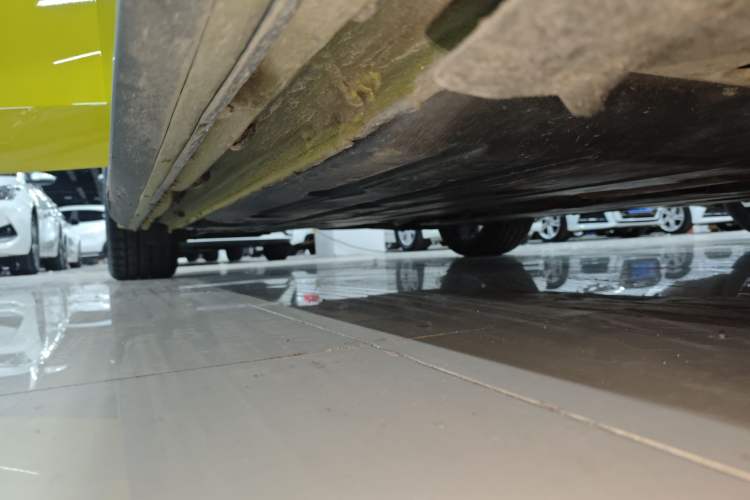 Used Lynk & Co 03 2020 03+ 2.0TD Automatic Wind-Chasing Edition Right Side Sill
