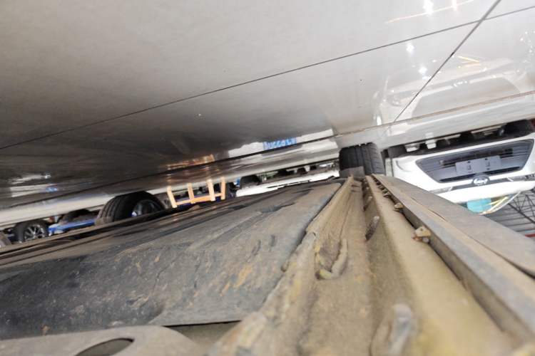Used Lynk & Co 03 2020 03+ 2.0TD Automatic Wind-Chasing Edition Right Side Sill