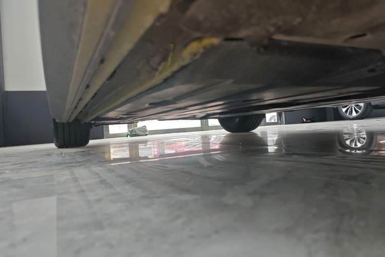 Used Lynk & Co 03 2020 03+ 2.0TD Automatic Wind-Chasing Edition Right Side Sill
