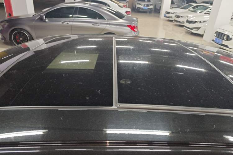 Used Lynk & Co 03 2020 03+ 2.0TD Automatic Wind-Chasing Edition Roof