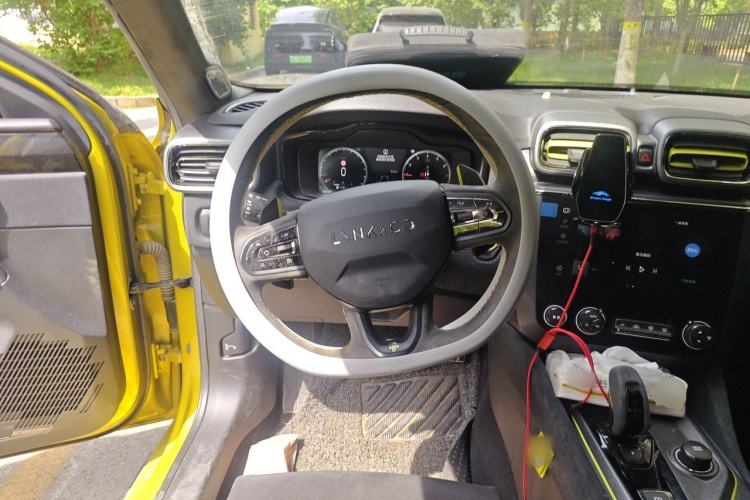 Used Lynk & Co 03 2020 03+ 2.0TD Automatic Wind-Chasing Edition Steering Wheel