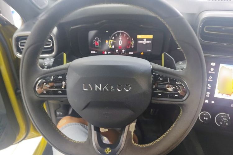 Used Lynk & Co 03 2020 03+ 2.0TD Automatic Wind-Chasing Edition Steering Wheel