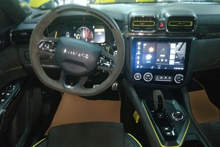 Used Lynk & Co 03 2020 03+ 2.0TD Automatic Wind-Chasing Edition Steering Wheel
