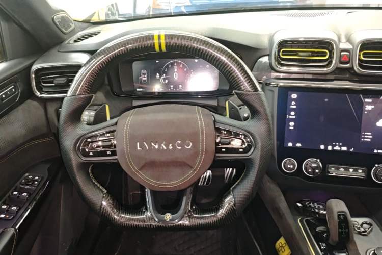 Used Lynk & Co 03 2020 03+ 2.0TD Automatic Wind-Chasing Edition Steering Wheel