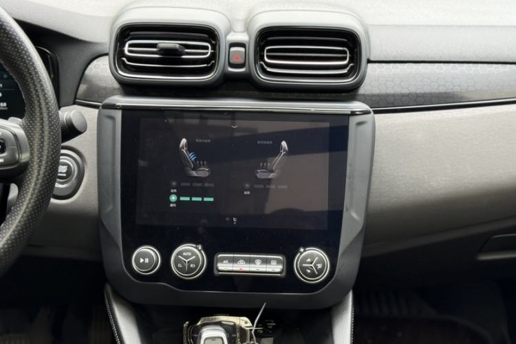 Used Lynk & Co 03 2021 2.0TD Automatic Trendy Champion Edition Audio And AC Panel