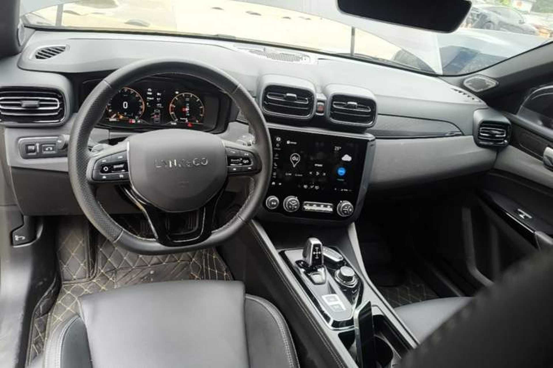 Used Lynk & Co 03 2021 1.5TD DCT Jing Champion Edition Center Console