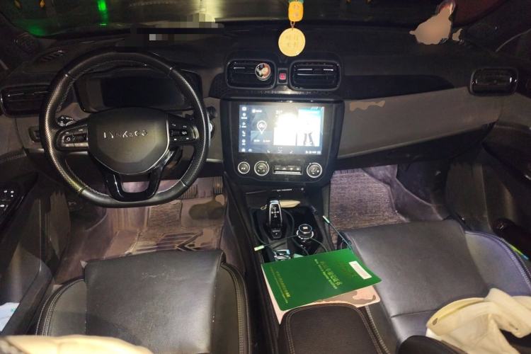 Used Lynk & Co 03 2021 1.5TD DCT Jing Champion Edition Center Console