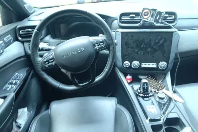 Used Lynk & Co 03 2021 1.5TD DCT Jing Champion Edition Center Console