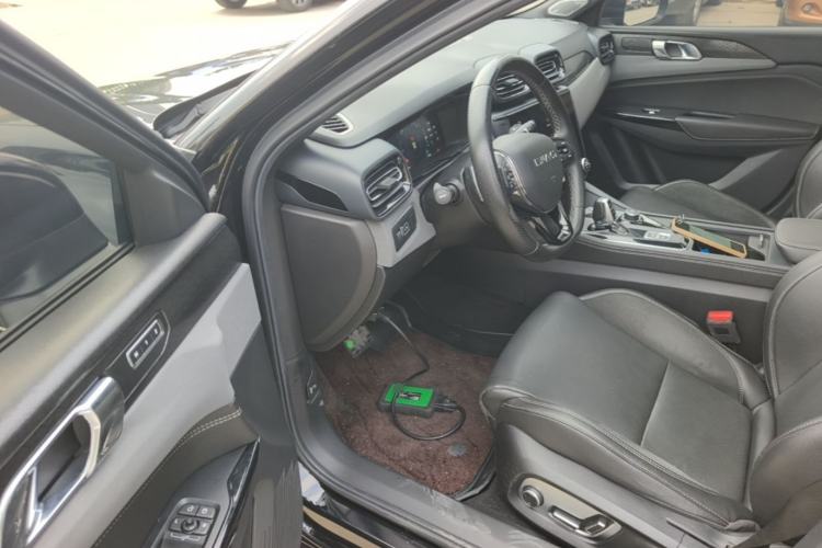 Used Lynk & Co 03 2021 2.0TD Automatic Trendy Champion Edition Driver Seat